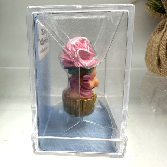 Hallmark Keepsake Merry Miniatures Happy Hatters Collection Rosie Chapeauzie - Picture 4 of 7